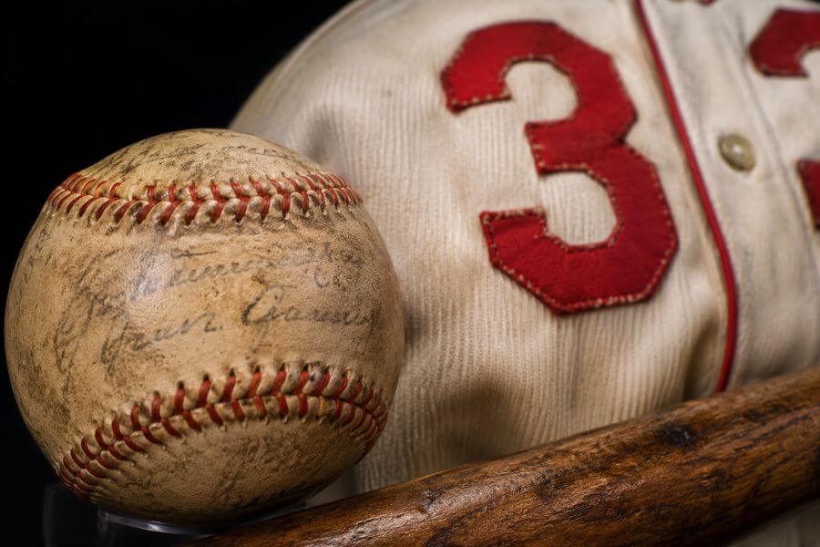 10 Most Expensive Pieces of Sports Memorabilia Ever Sold at Auction spospo10
