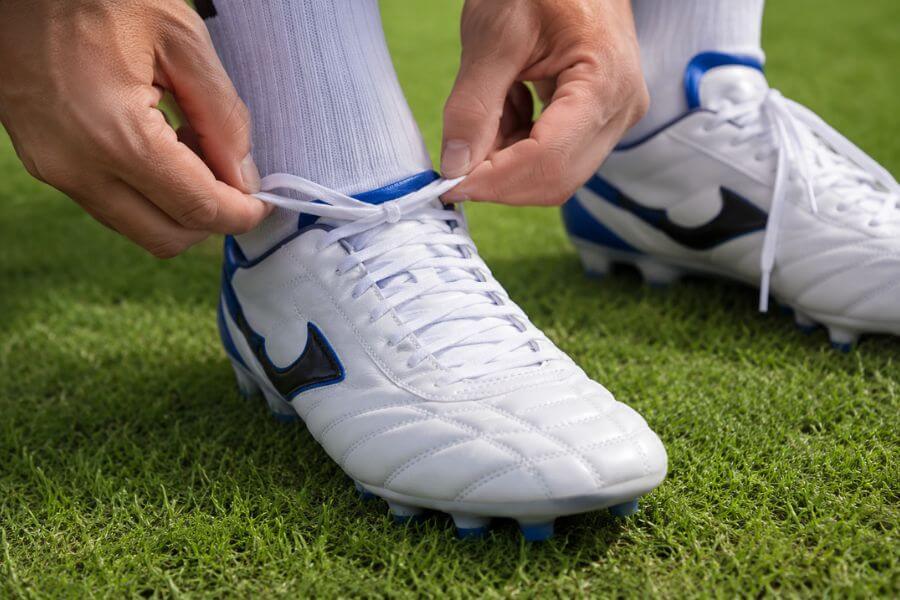 5 Most Comfortable Soccer Cleats for Wide Feet spospo10