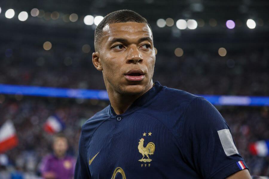 Read more about the article Analyzing Kylian Mbappe and France’s Tactical Shape This Tournament