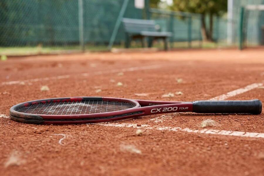 most-advanced-97-inch-tennis-racquets